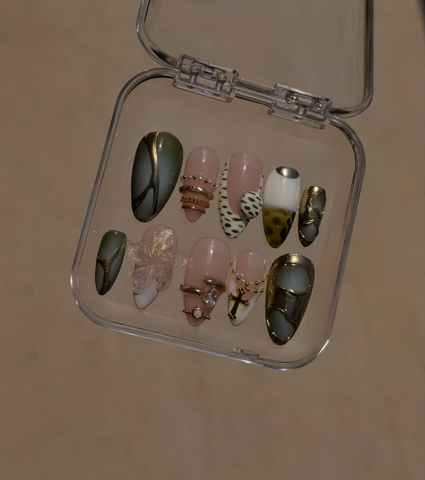 Style: Alyssas Dream Set - Made to Order